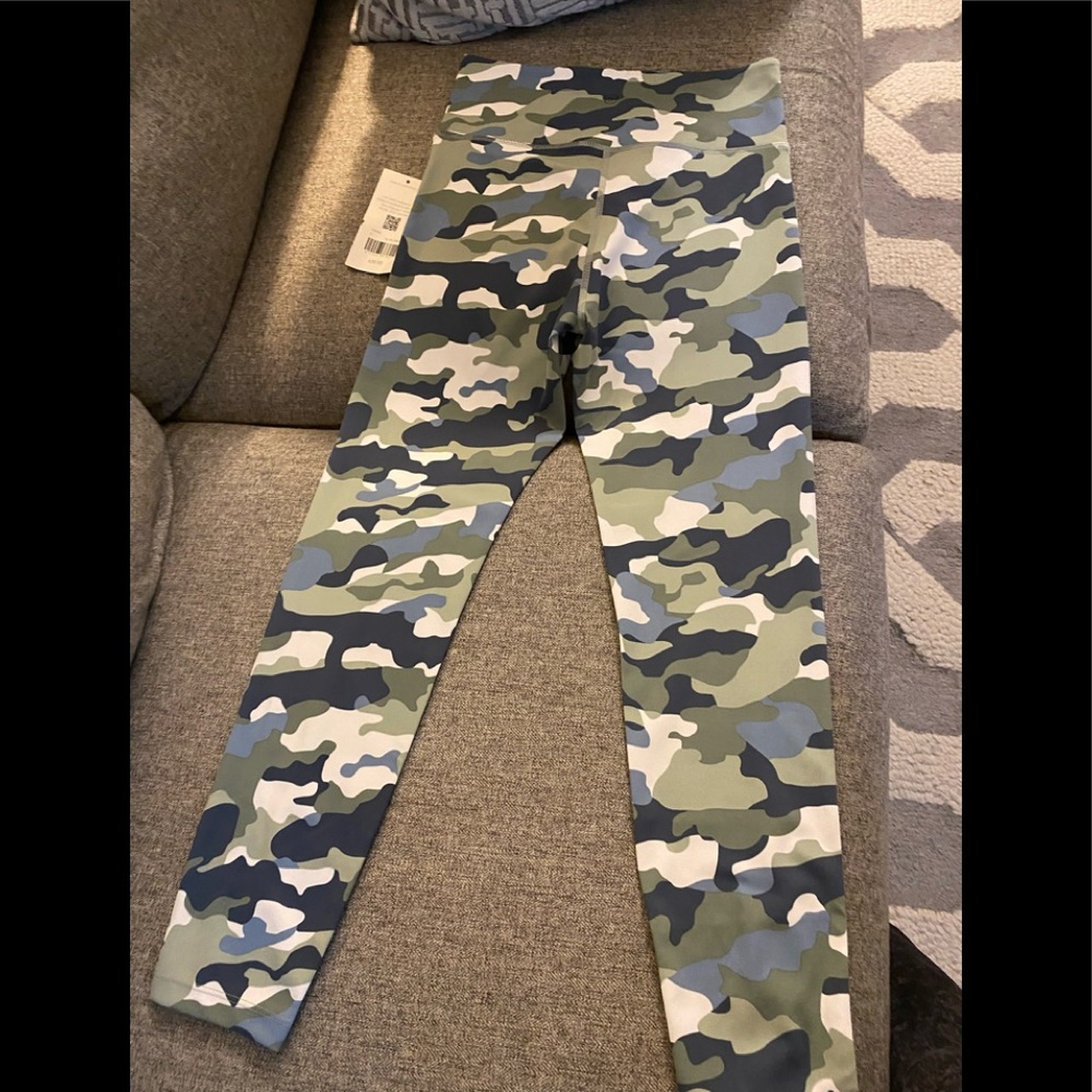 BRAND NEW Camo workout pants